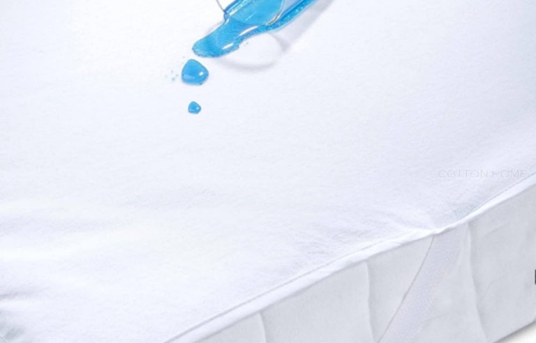 VÍZZÁRÓ MATRACVÉDŐ 160X200 CM