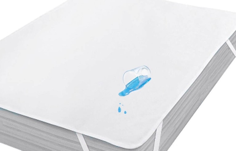 VÍZZÁRÓ MATRACVÉDŐ 200X200 CM