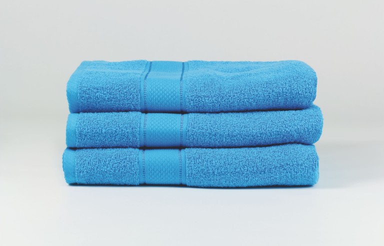 Törölköző - türkiz - széles bordűrrel - 70x130 cm