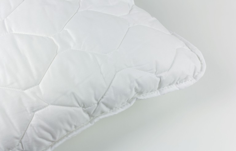 Szállodai Steppelt Kispárna Levehető Huzattal 